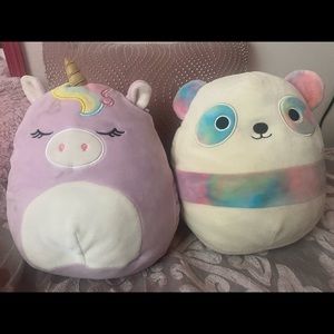 squishmallows comes with 2 🤍